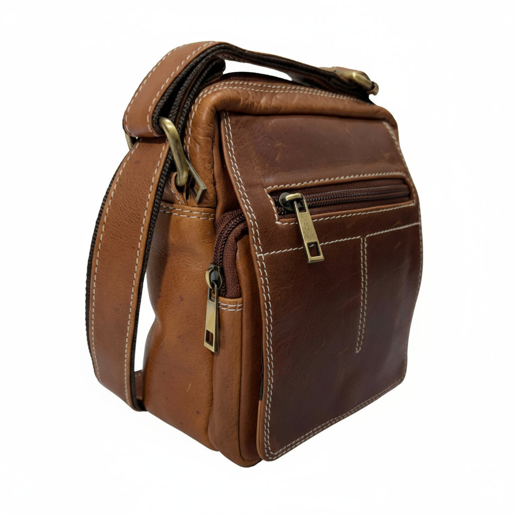 Hunter Oil Plup Leather Sling Bag