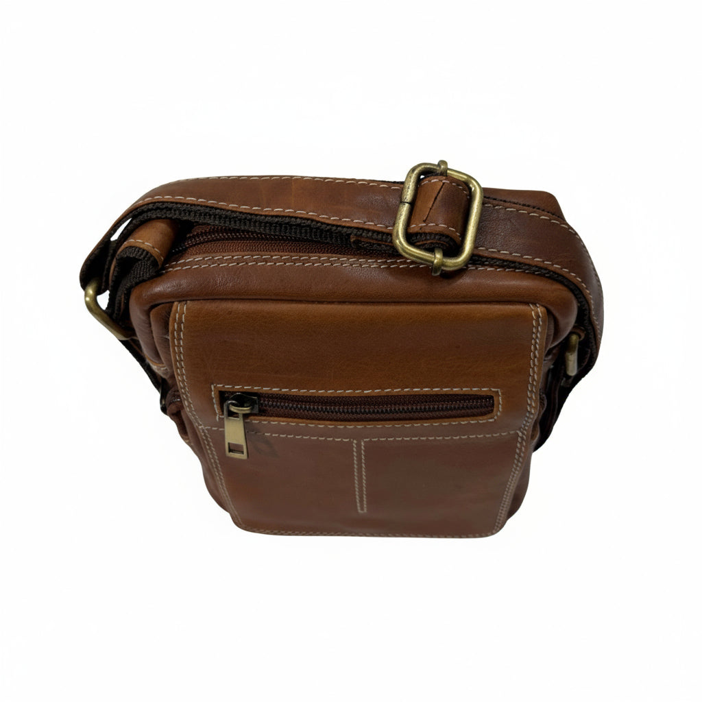 Hunter Oil Plup Leather Sling Bag